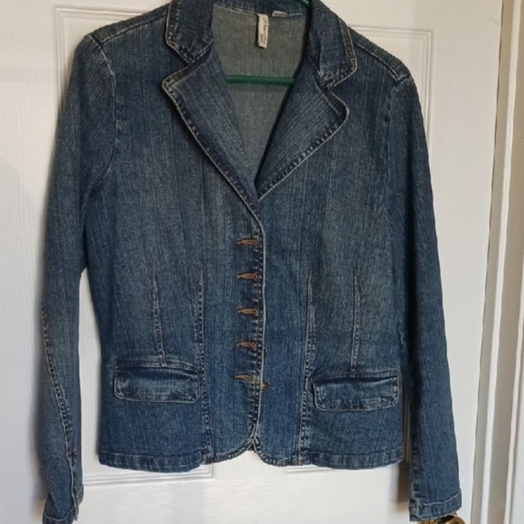 St. John's Bay Jackets & Blazers - St. John's Bay Stretch Jean Jacket Size Medium
